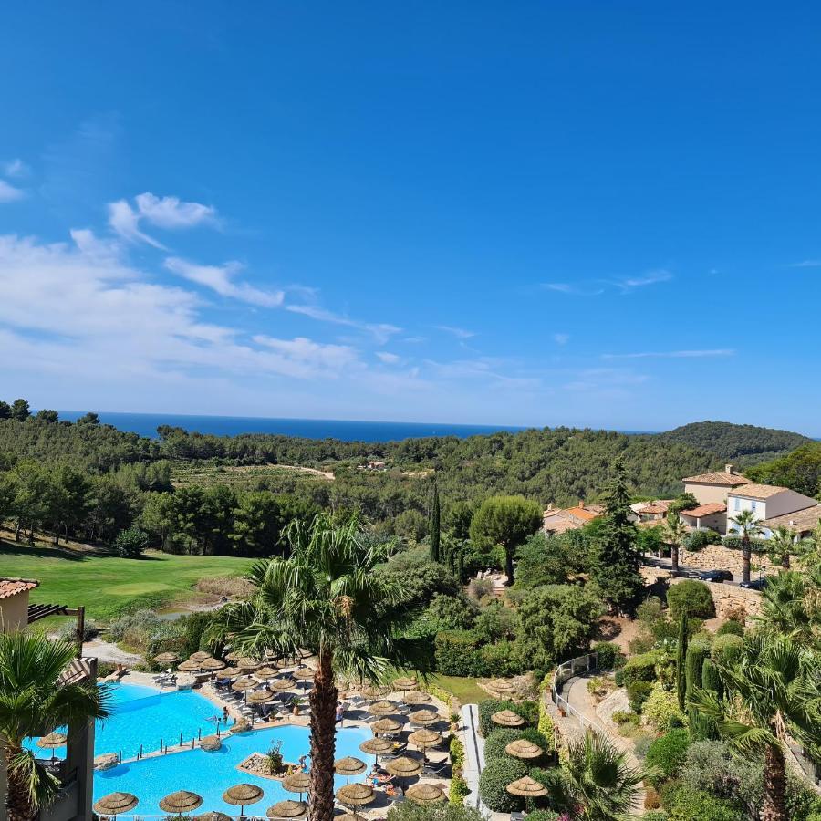 Hameau Des Amandiers - Vue Mer, Golf Et Vignes Lägenhet Saint-Cyr-sur-Mer Exteriör bild