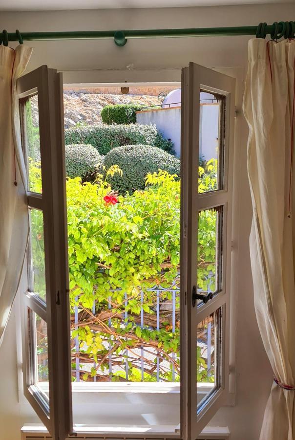 Hameau Des Amandiers - Vue Mer, Golf Et Vignes Lägenhet Saint-Cyr-sur-Mer Exteriör bild