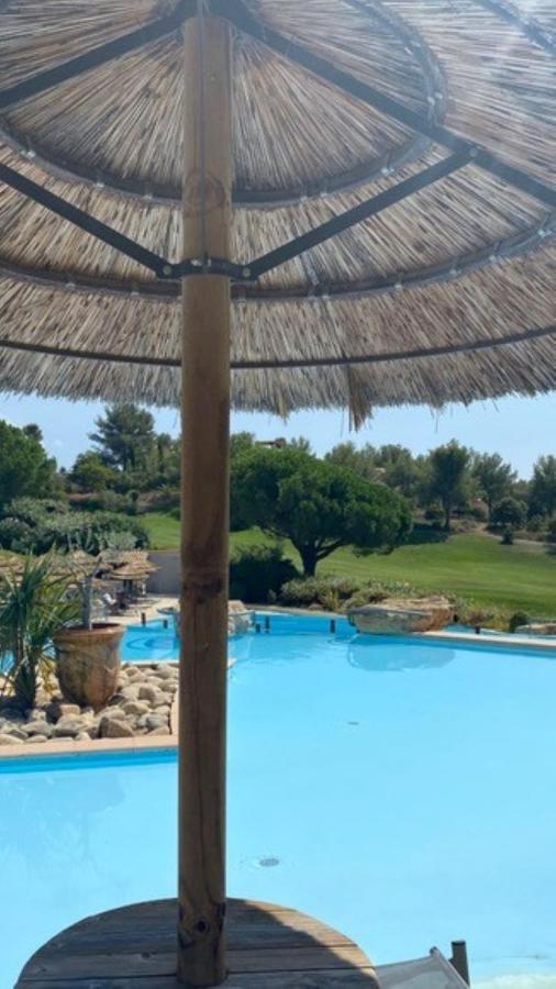 Hameau Des Amandiers - Vue Mer, Golf Et Vignes Lägenhet Saint-Cyr-sur-Mer Exteriör bild
